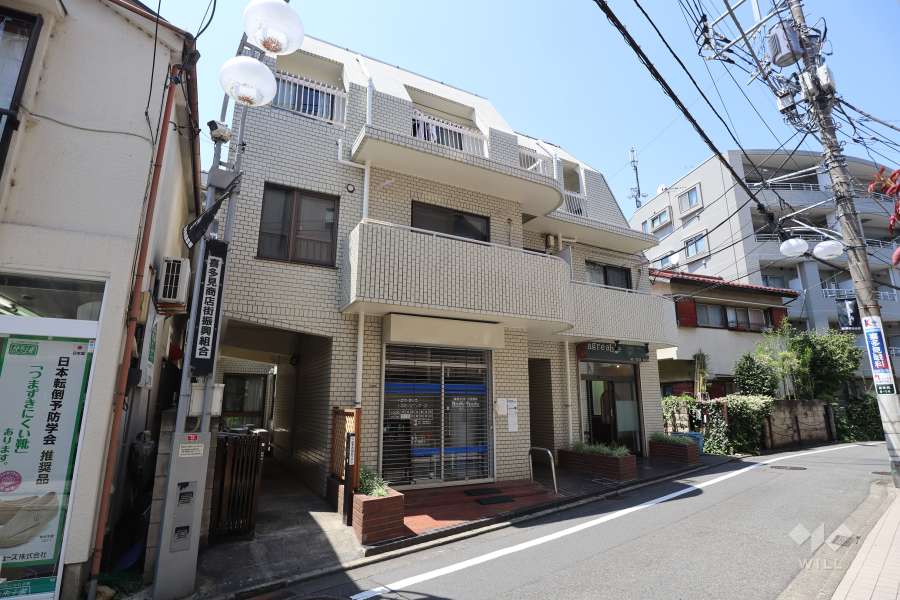 サンハイム喜多見の外観（南東側から）