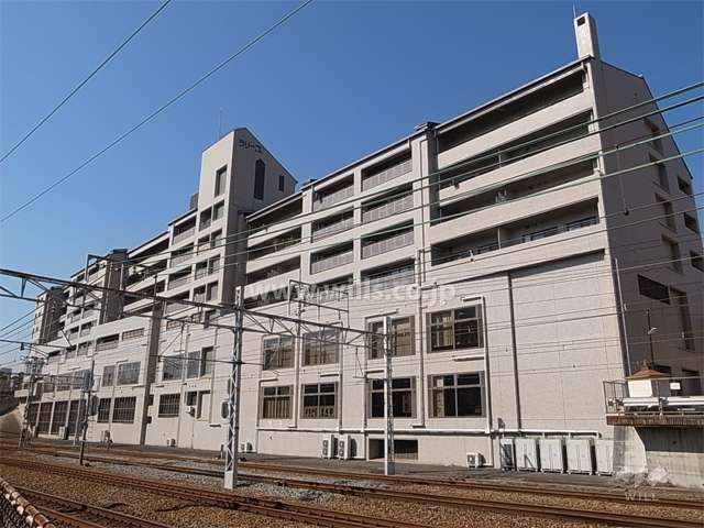 ラリーブ芦屋の外観（南東側から）