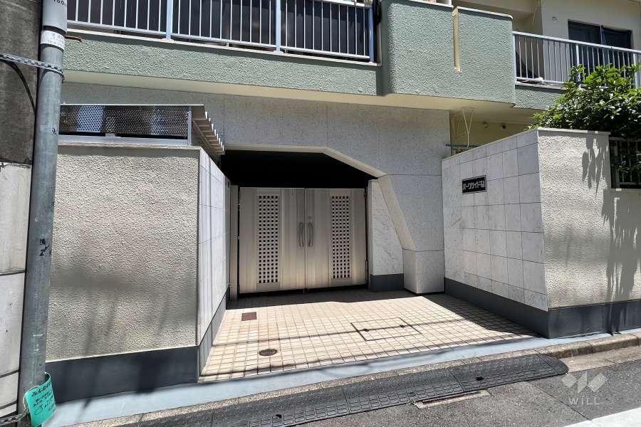 敷地の出入り口