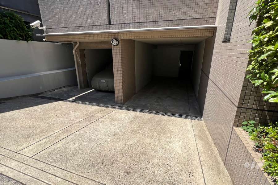 敷地内駐車場(屋内平面式)