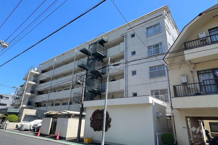 エンゼルハイム祖師ヶ谷大蔵の外観(南西側から)