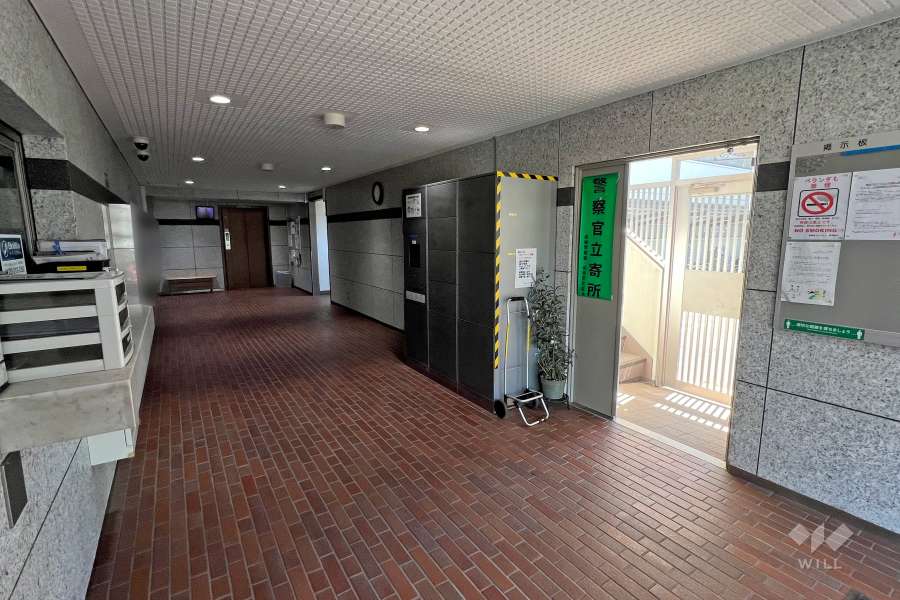 エントランスホール