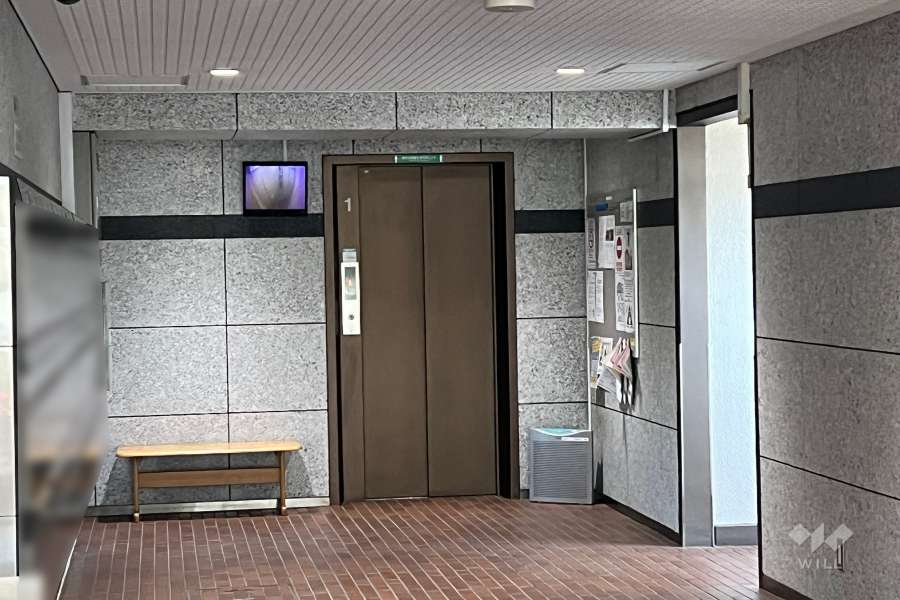 共用エレベーター