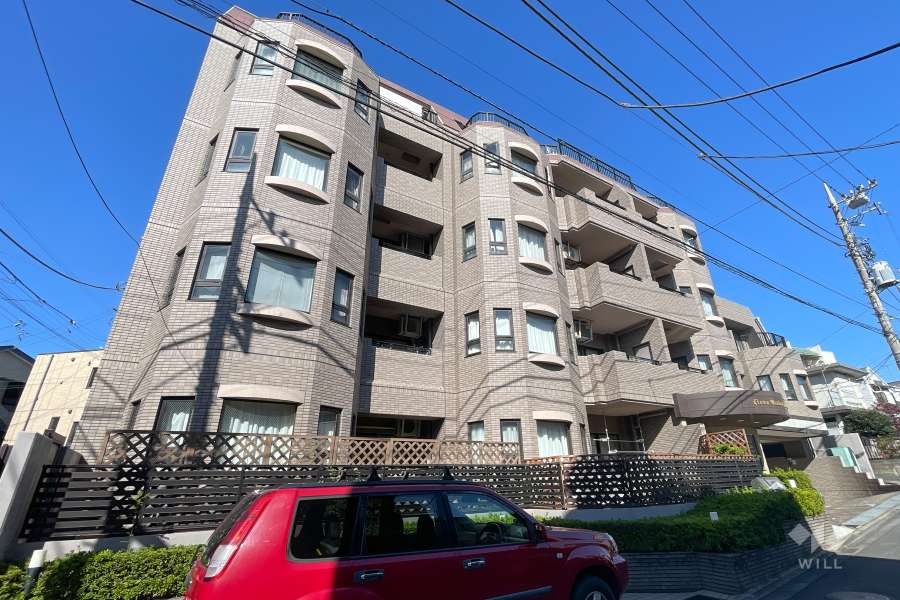 ライオンズガーデン砧の外観（南東側から）