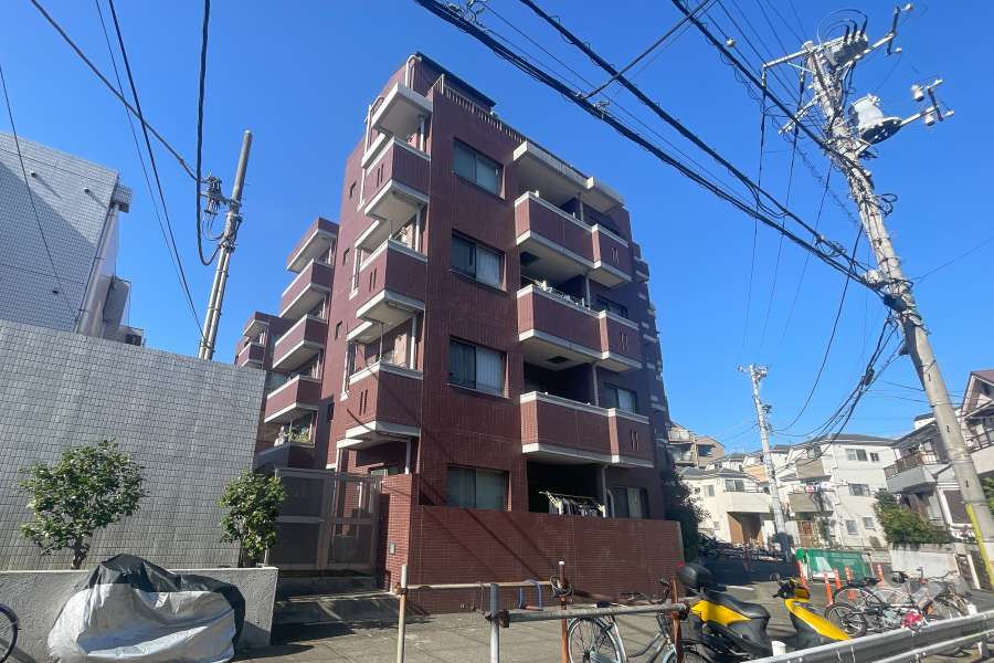 マンション外観（南東側から）