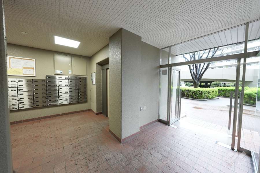 エントランスホール