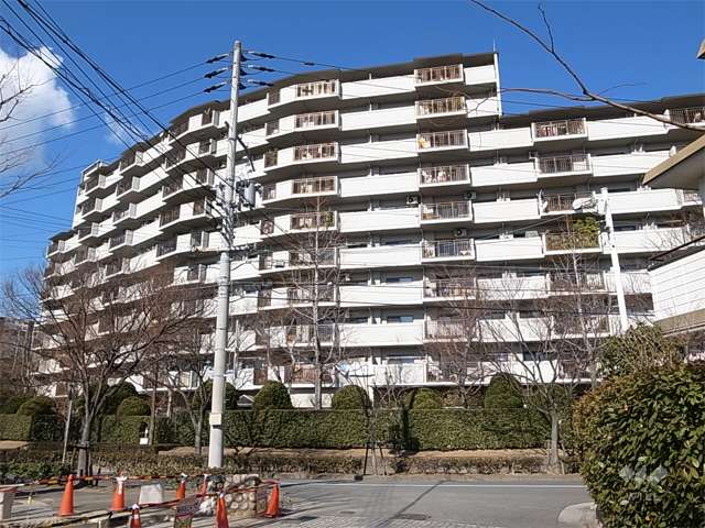 ラ・ヴェール芦屋1　5号棟の外観（南東側から）