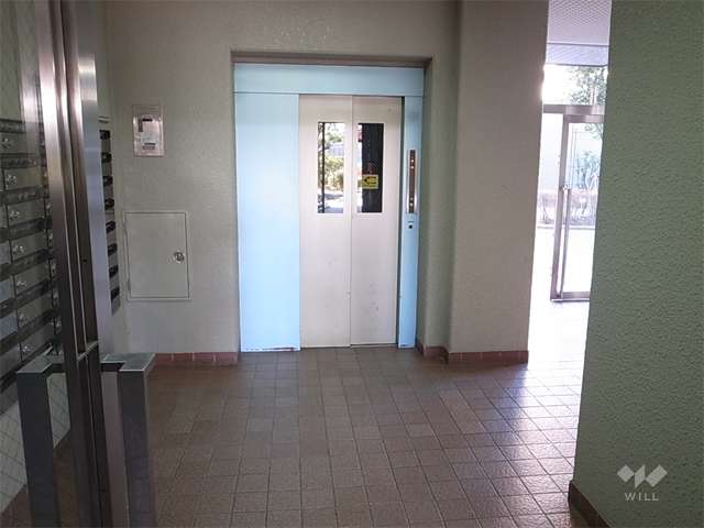 エントランスホール