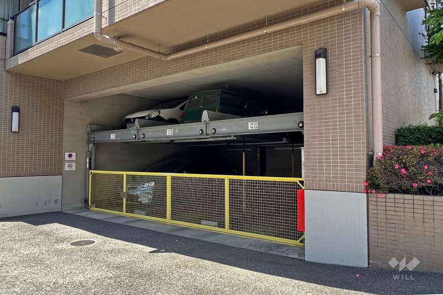 敷地内駐車場（屋内機械式）