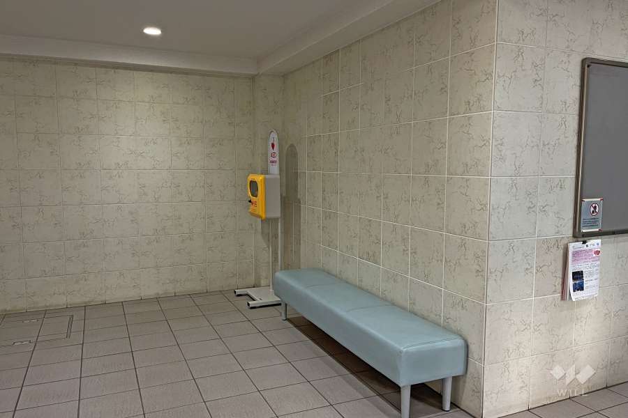 エントランスホール