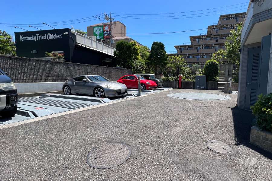 敷地内駐車場（屋外機械式）