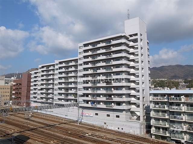 ラ・モール芦屋の外観（南側から）