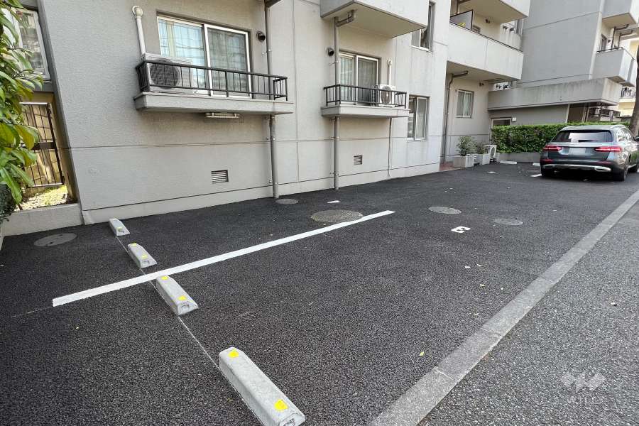 敷地内駐車場(屋外平面式)