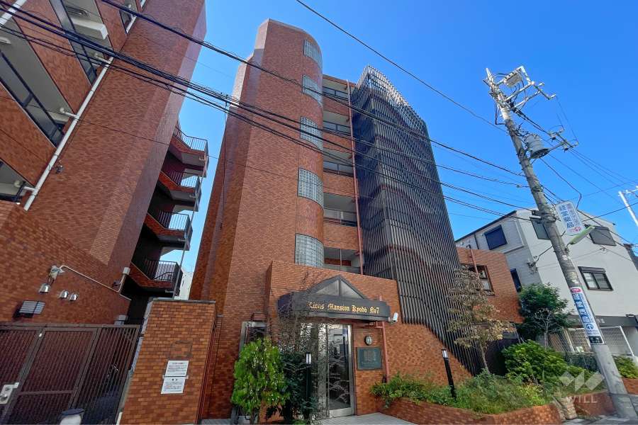 ライオンズマンション経堂第7の外観（北東側から）