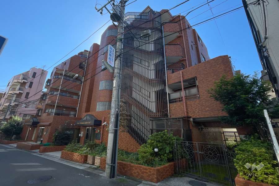 ライオンズマンション経堂第7の外観（北西側から）