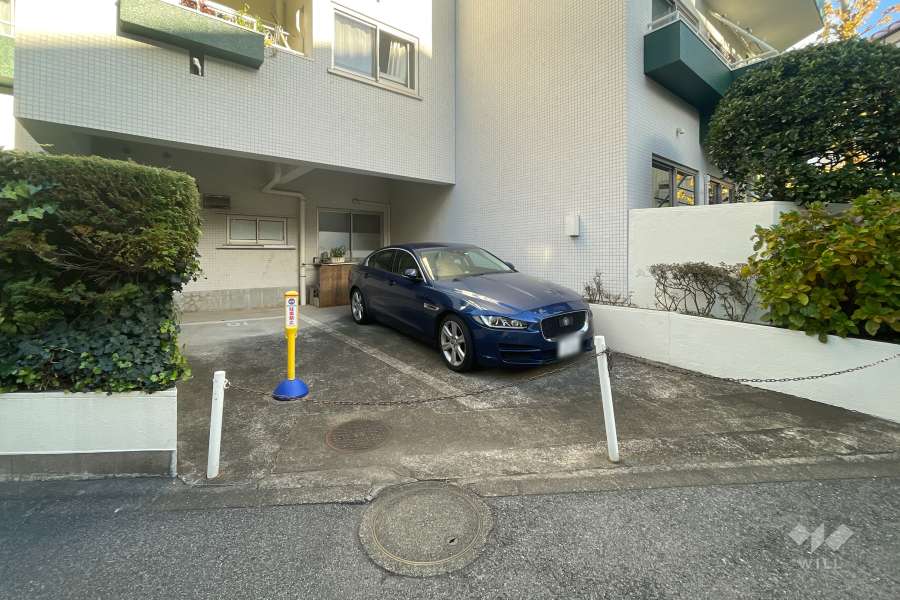 敷地内駐車場（屋外平面式）