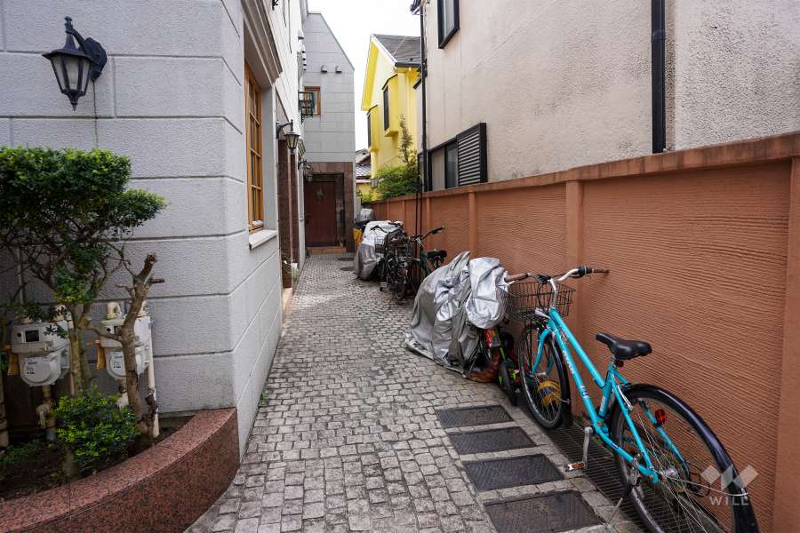 敷地内の通路