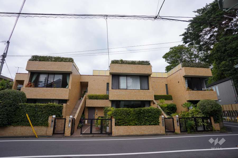 東急ドエルアルス宮の坂アネックスの外観（南側から）