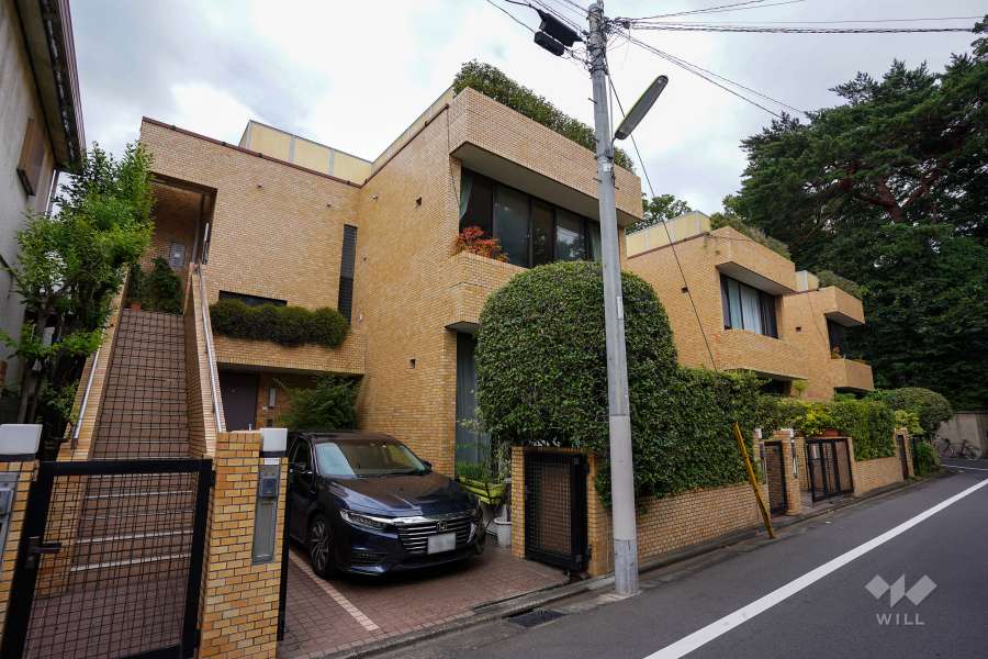 東急ドエルアルス宮の坂アネックスの外観（南西側から）