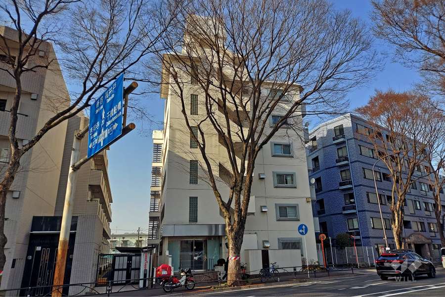 第2北烏山ヒミコマンション外観(南西側から)