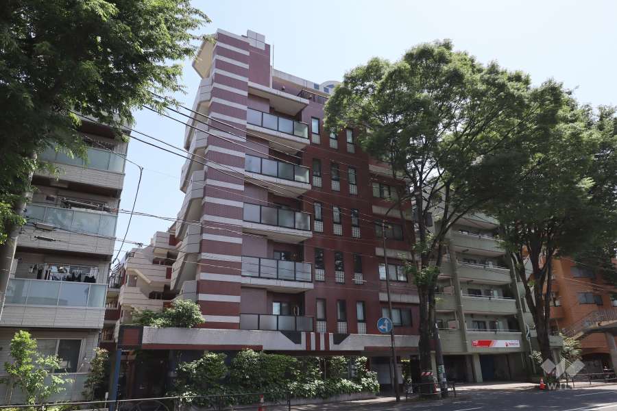 サンクタス千歳烏山エストの外観（北側から）