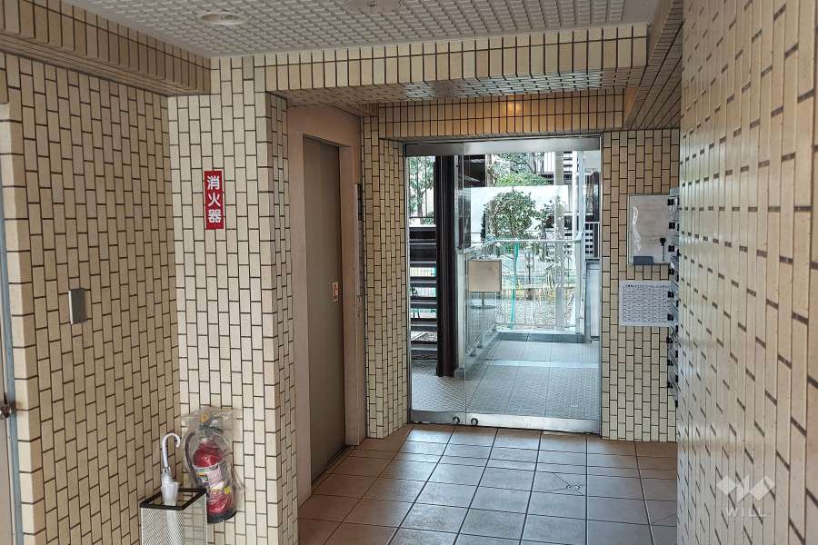 エントランスホール