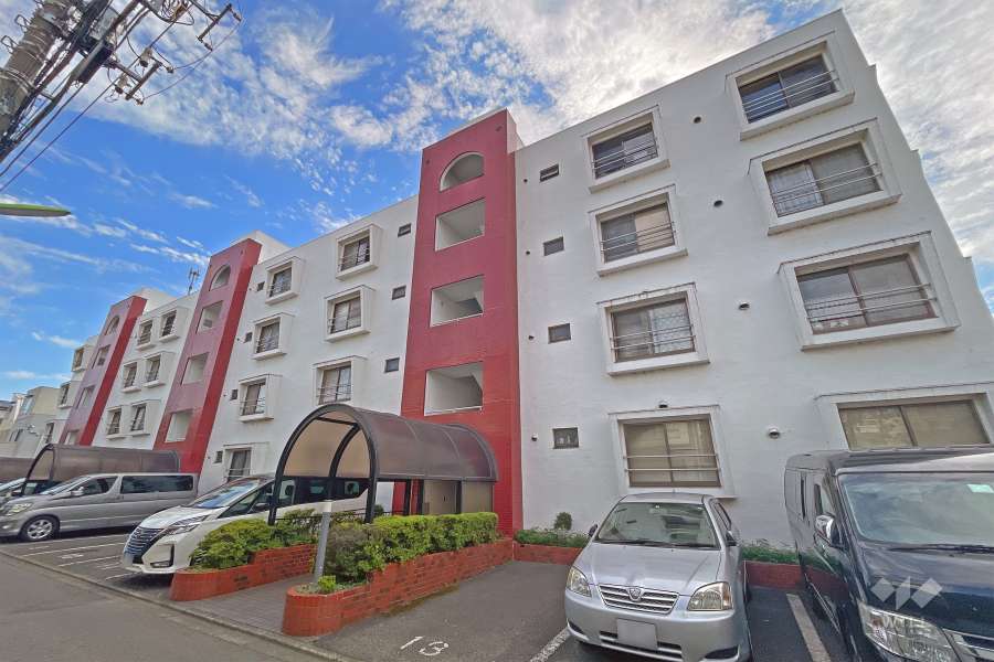 グリュック玉川の外観（北西側から）
