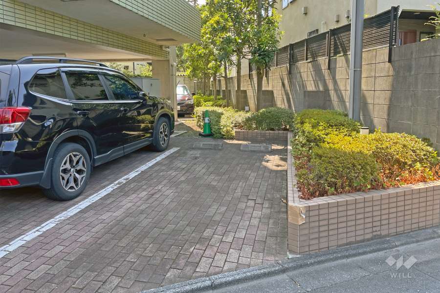 敷地内駐車場（屋外平面式）