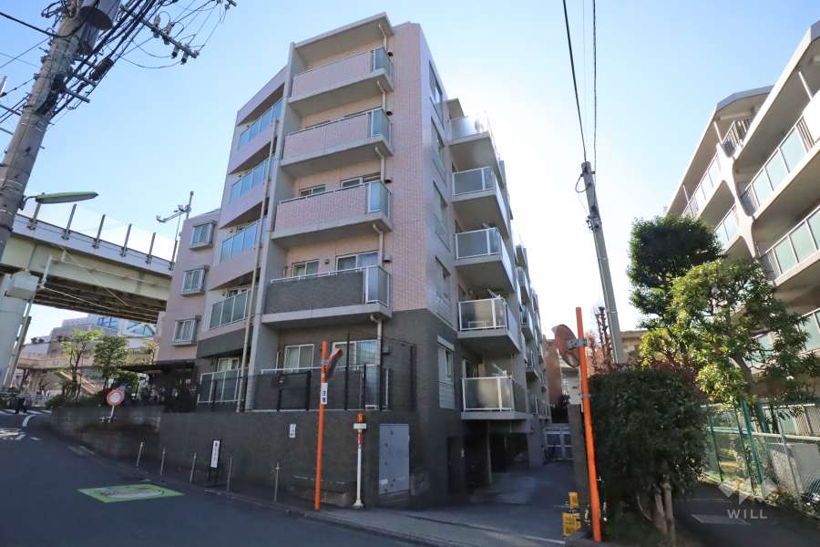 クレッセント二子玉川アッサンブラージュの外観（北西側から）