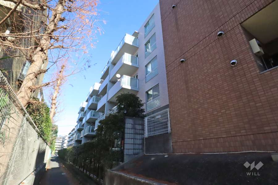 クレッセント二子玉川アッサンブラージュの外観（南西側から）