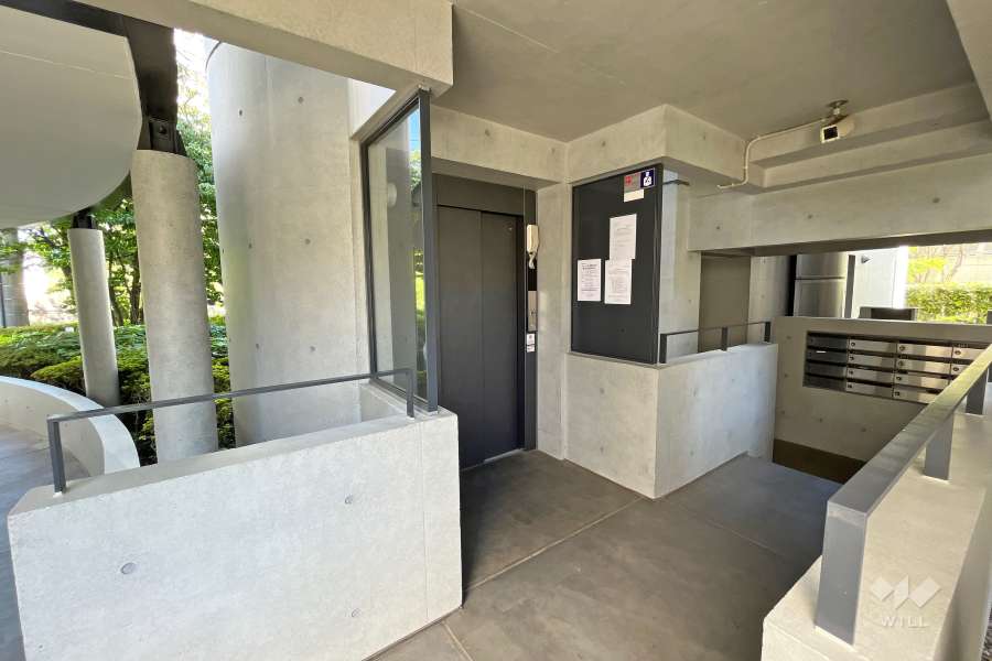 共用のエレベーター