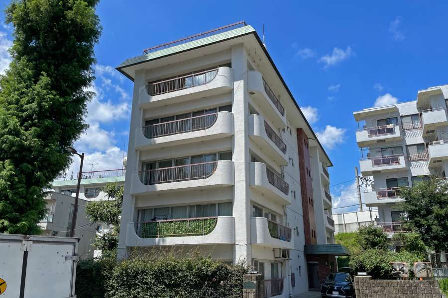 第二上野毛マープル松原の外観（南東側から）