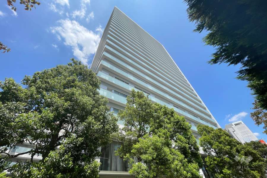 プラウドタワー二子玉川の外観（南東側から）