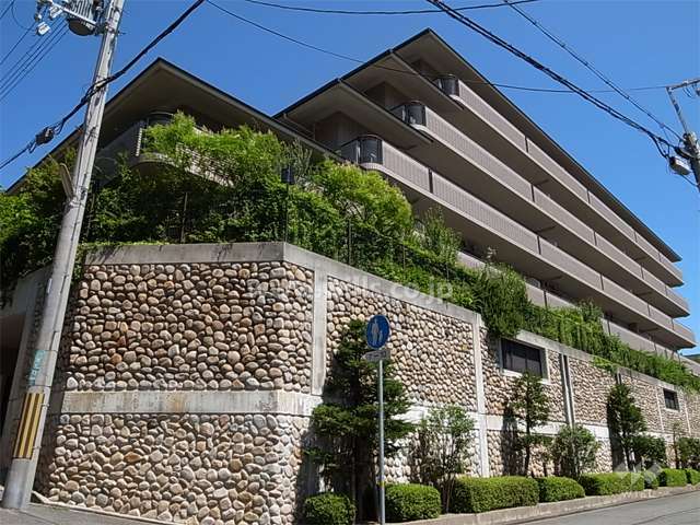 芦屋川ウエストアーバンライフの外観（北西側から）