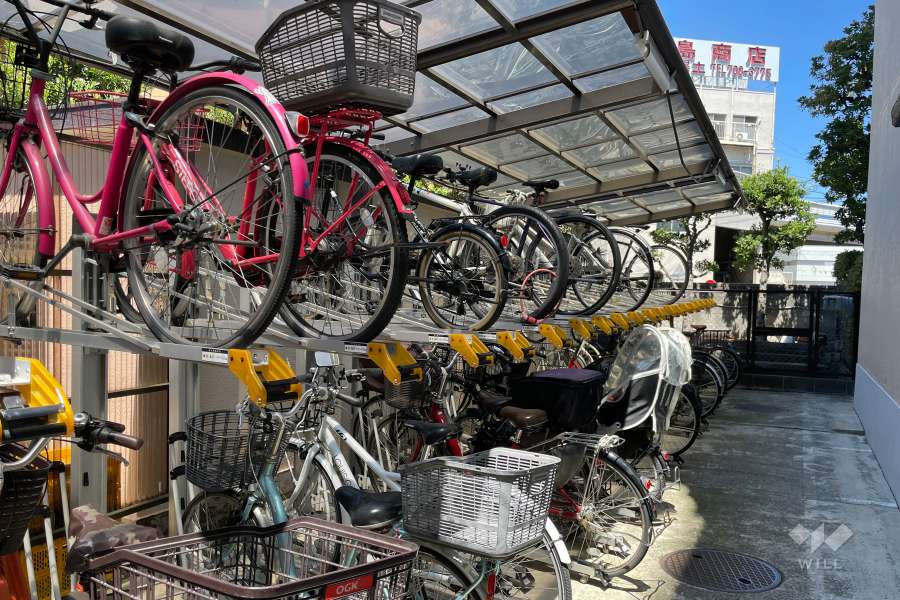 駐輪場（屋根付き）