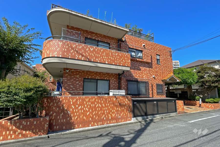 パレドール用賀の外観（南東側から）