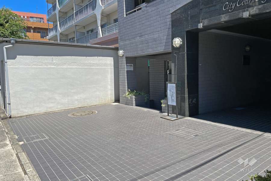 敷地内駐車場（屋外平面式）