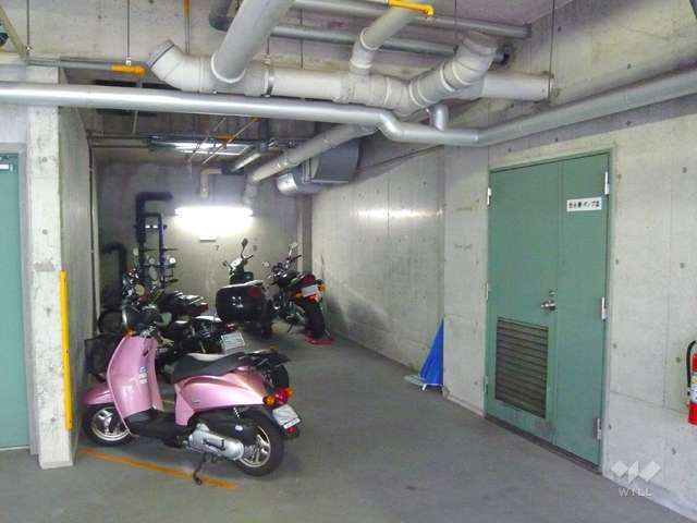 バイク置場
