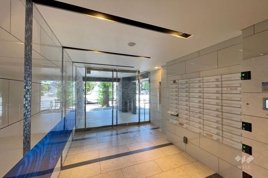 エントランスホール