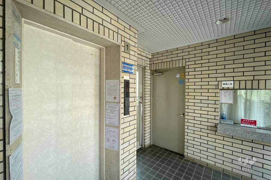 エントランスホール