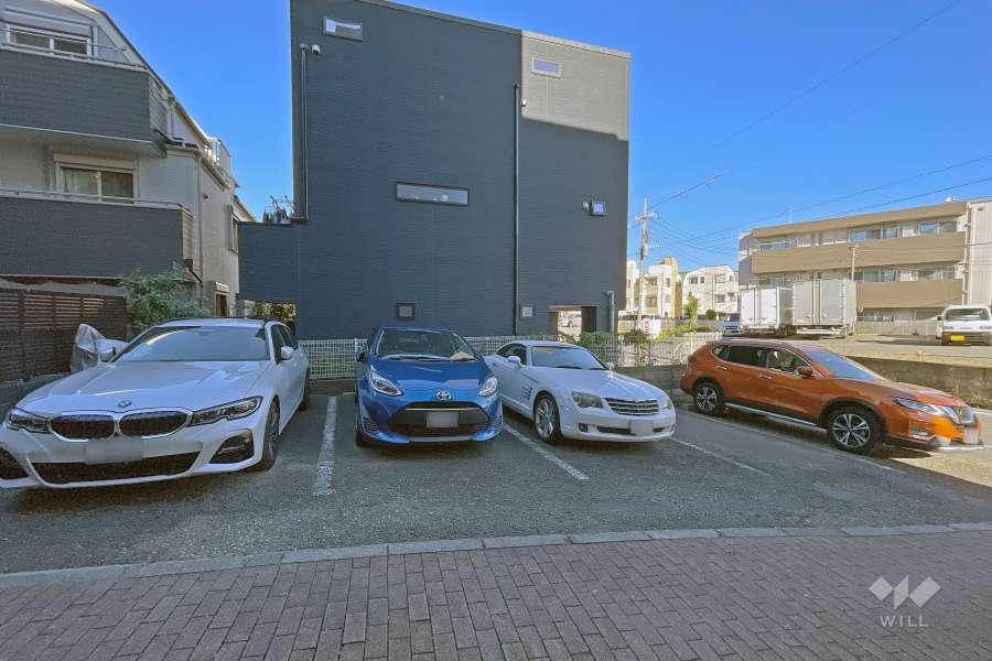 敷地内駐車場（屋外平面式）