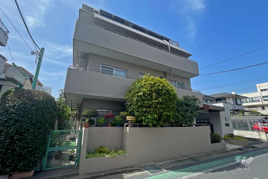 ドルミ田園調布の外観（南東側から）