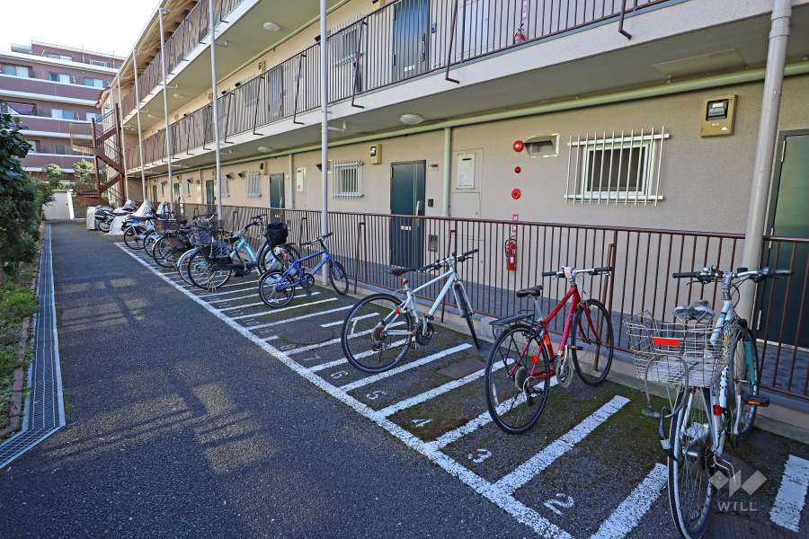 駐輪場、バイク置場
