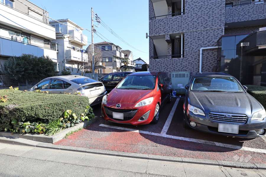 敷地内駐車場（屋外平面式）