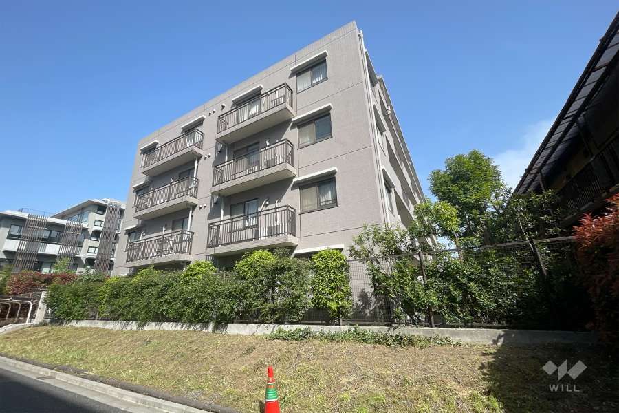 尾山台南パークホームズの外観（西側から)　
