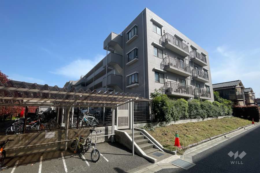 尾山台南パークホームズの外観（北側から）　