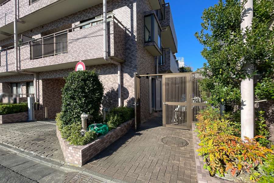 駐輪場の出入り口