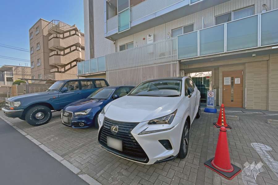 敷地内駐車場（屋外平面式）