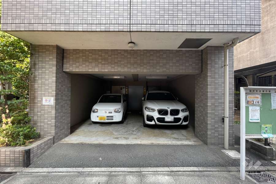 敷地内駐車場（屋内平面式）