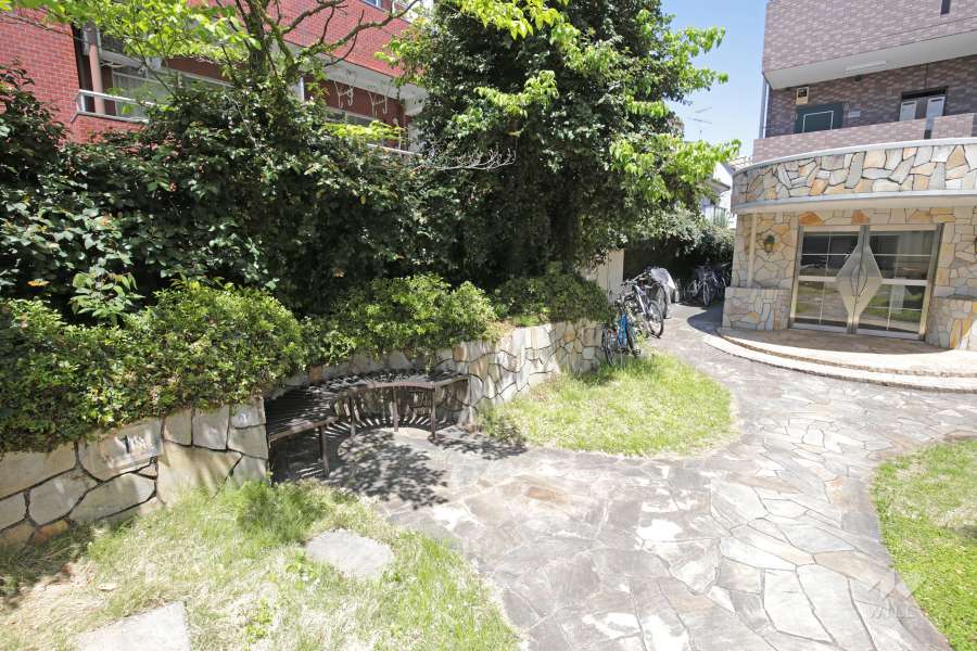 共用スペース（ベンチ）